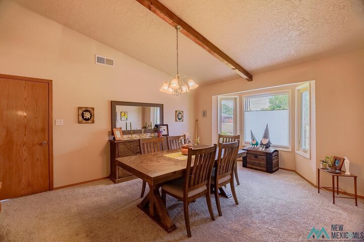 Property Photo:  400 E 17th Street  NM 88130 