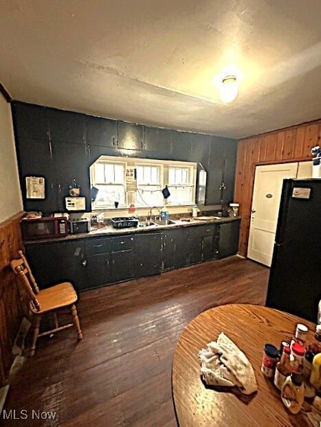 Property Photo:  949 Leland Avenue  OH 45805 