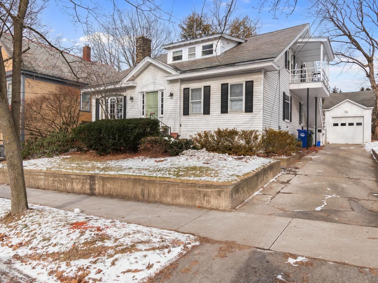 Property Photo: 468 North Street VT 05401