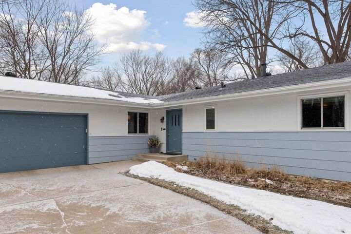 Property Photo:  15880 Tonkawood Drive  MN 55345 