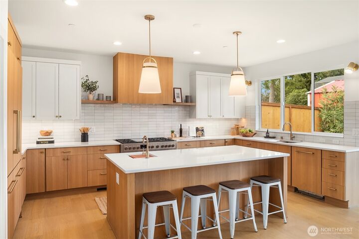 Property Photo:  13693 NE 101st Street  WA 98033 