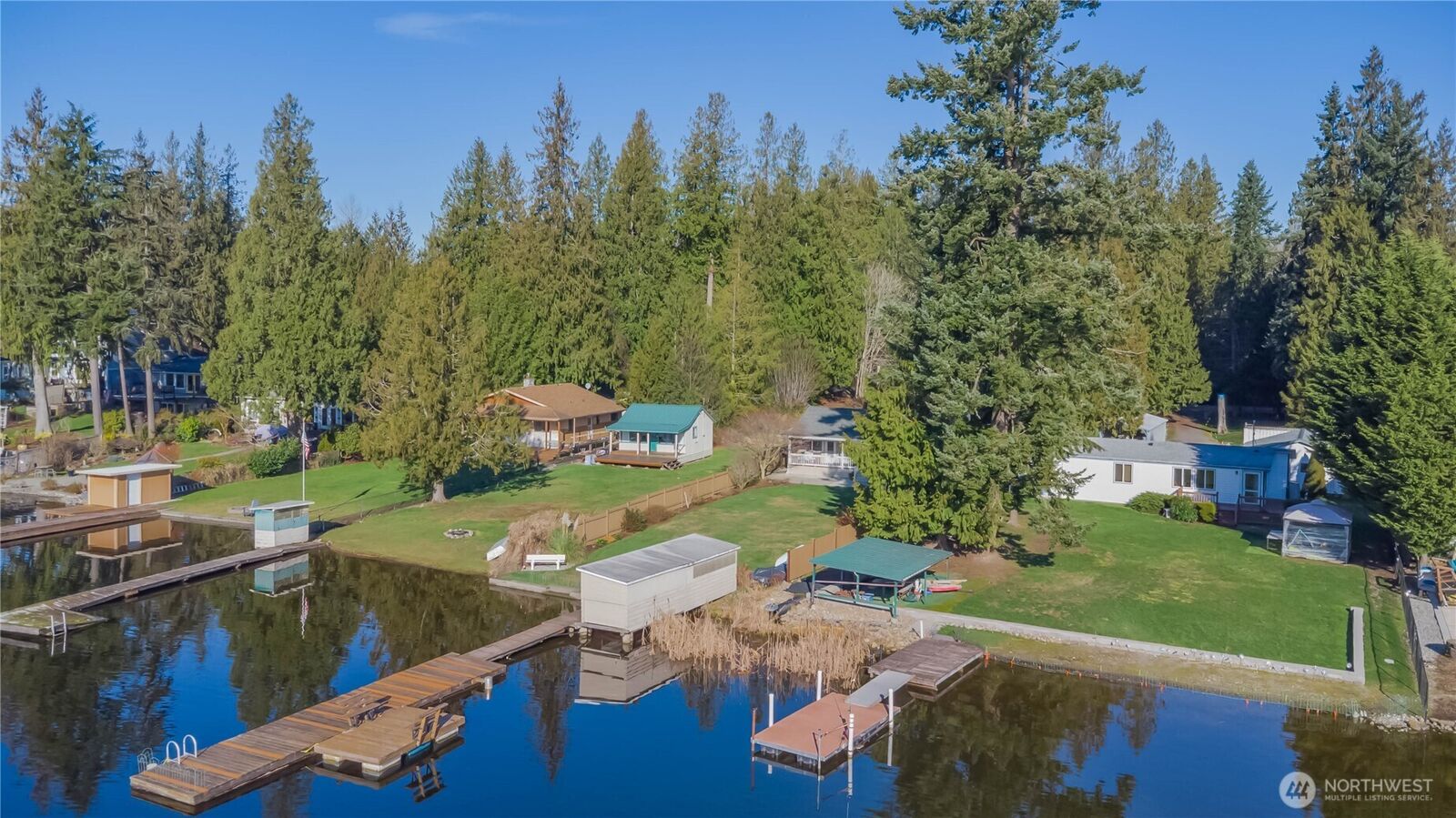 Property Photo: 30961 E Lake Morton Drive SE WA 98042