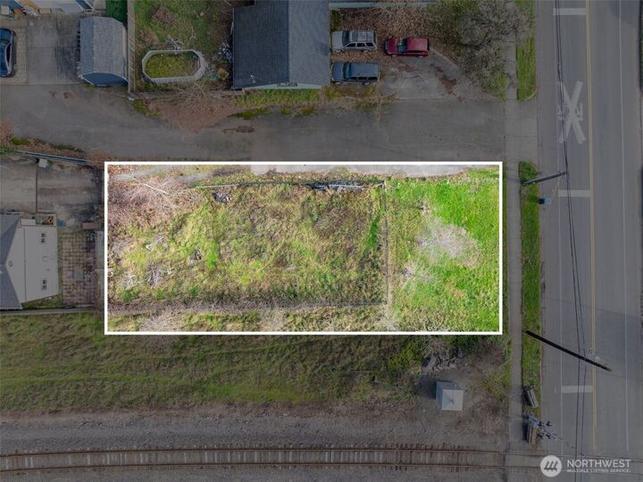 Property Photo:  915 W 1st Street  WA 98531 