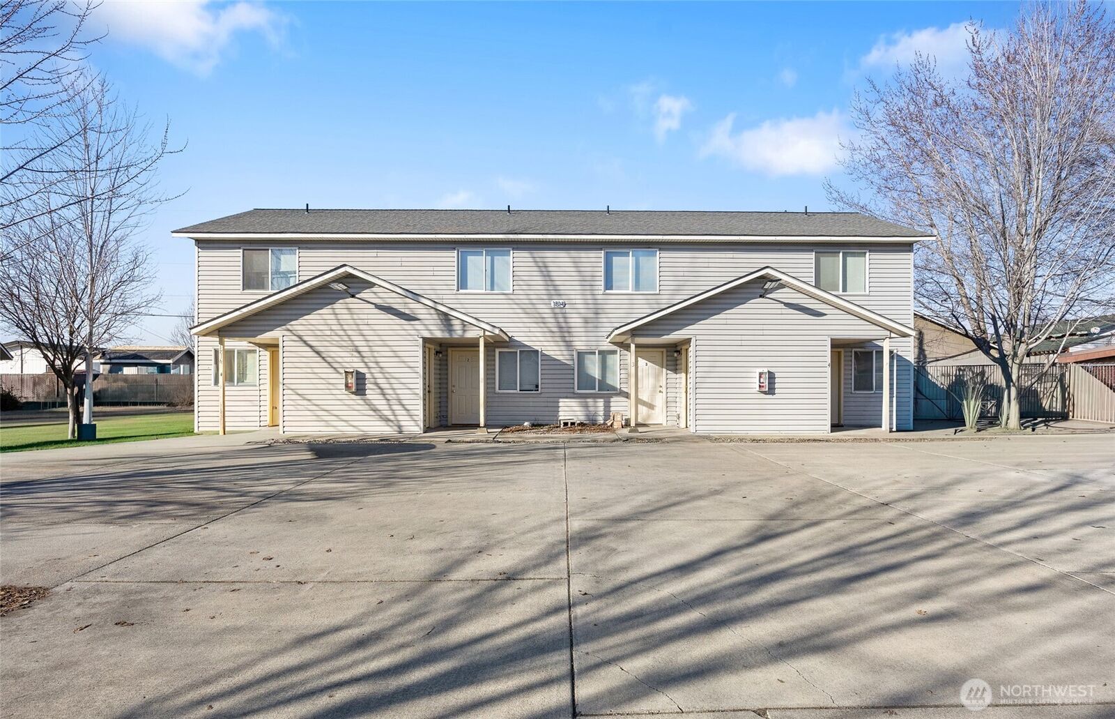 Property Photo: 1814 W W Crouse Street WA 98837