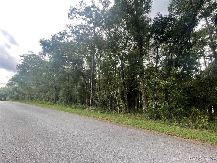 Property Photo: 6534 Kent Street FL 35542