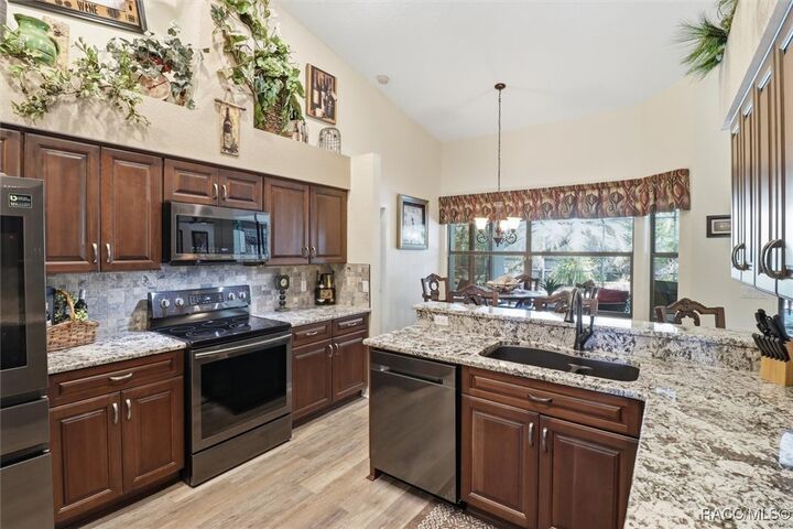 Property Photo:  1 Linder Street  FL 34446 