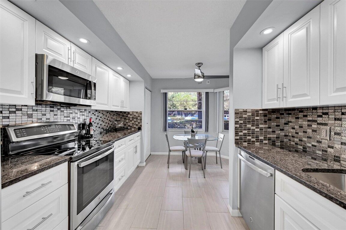 Property Photo:  1702 Andros Isle E1  FL 33066 