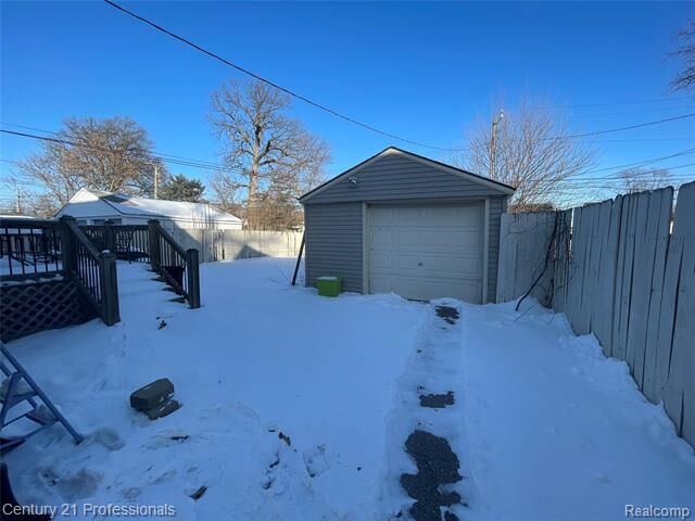 Property Photo: 4815 Mildred Street MI 48184