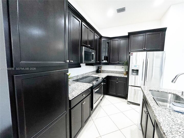 Property Photo:  3209 W 98th Pl  FL 33018 
