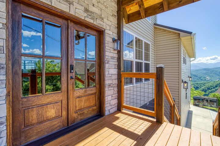 Property Photo:  810 Oakley Way  TN 37738 