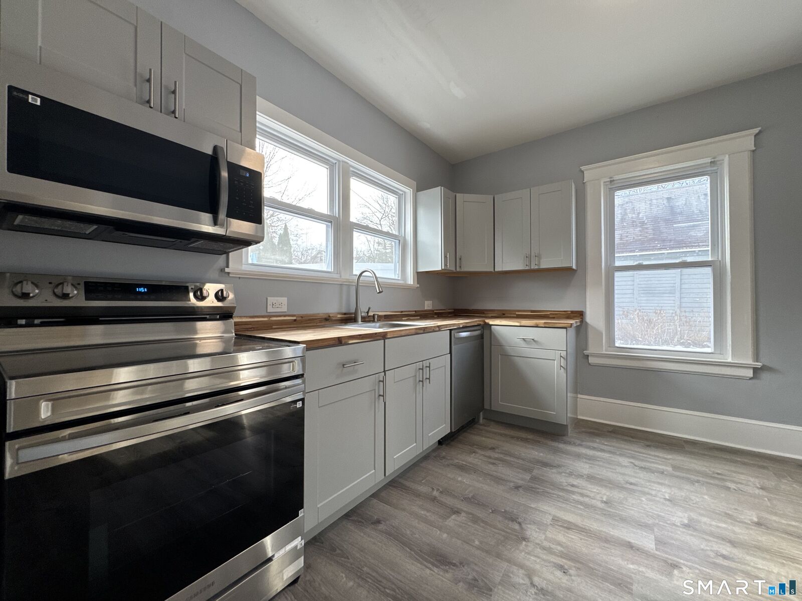 Property Photo:  44 Sinawoy Road  CT 06807 