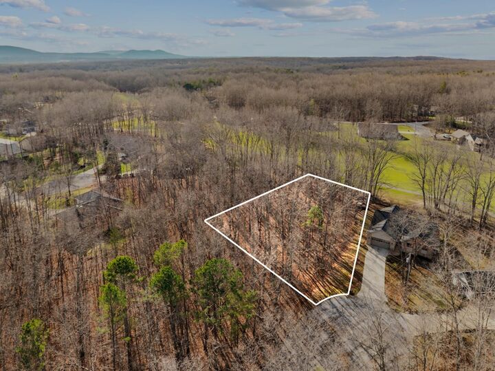 Property Photo:  35 Clinebrook Dr  TN 38558 