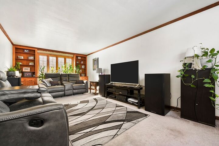 Property Photo: 139 N Vireo Drive PA 15136