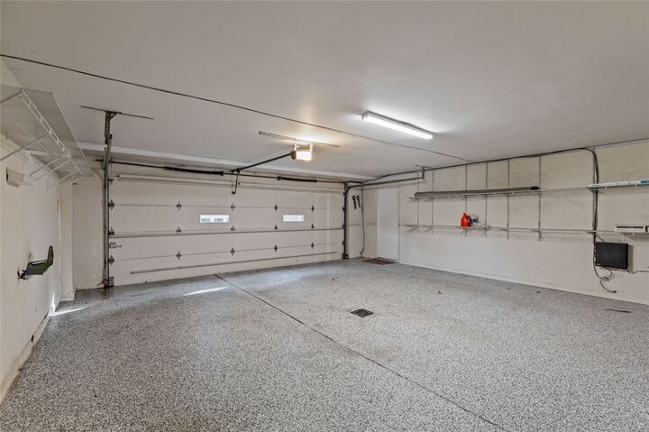 Property Photo:  1548 Pineview Drive  PA 15241 