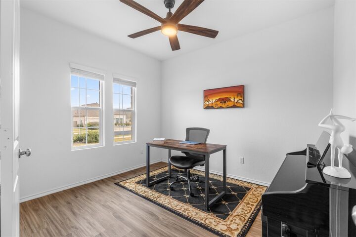 Property Photo:  432 Wolf Springs Road  TX 78628 