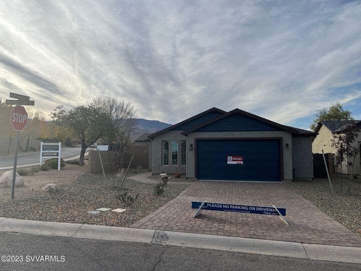 Property Photo:  580 Whistle Stop Road  AZ 86324 