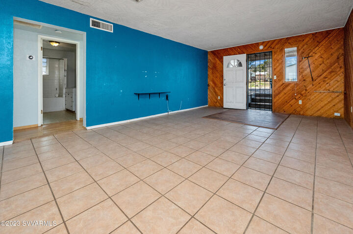 Property Photo: 1061 Calle Tomallo AZ 86324