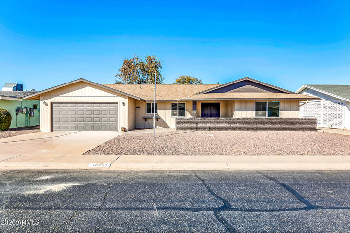 Property Photo: 10602 W Cumberland Drive AZ 85351