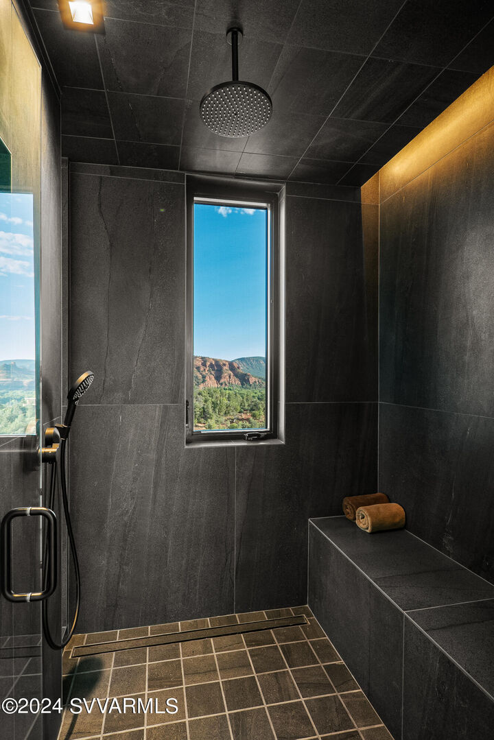 Property Photo:  24 Jefferson Court  AZ 86336 