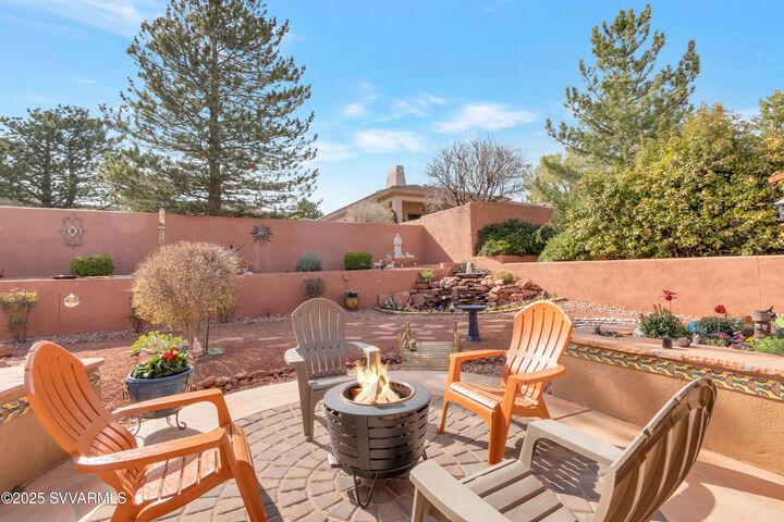 Property Photo:  1140 Crown Ridge Road  AZ 86351 