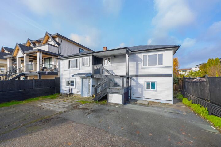 Property Photo:  803 Ewen Avenue  BC V3M 5C6 