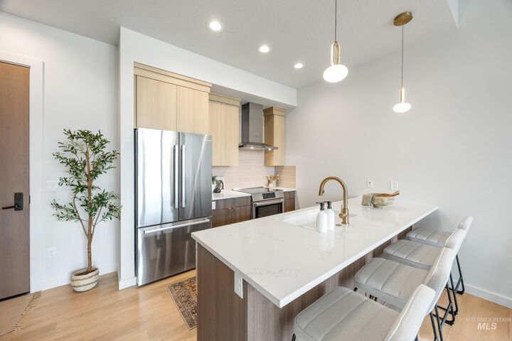 Property Photo:  4340 E Haystack St 307  ID 83716 