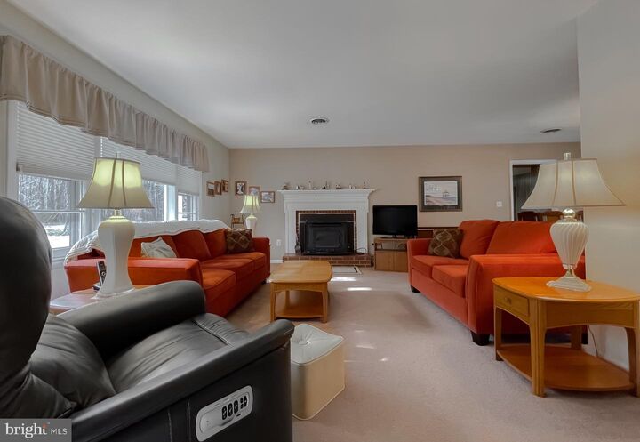 Property Photo:  49078 Wynne Road  MD 20680 