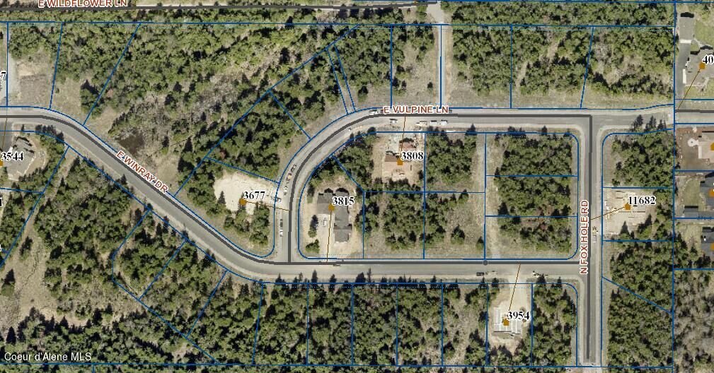 Property Photo:  L4 B7 N Fox Hole Rd  ID 83835 