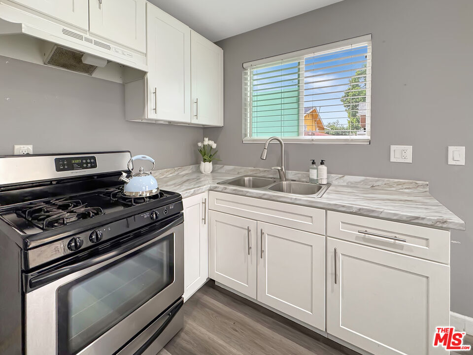 Property Photo:  6206 Home Ave  CA 90201 