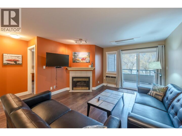 Property Photo: 640 Main Street 309 BC V0H 1R4