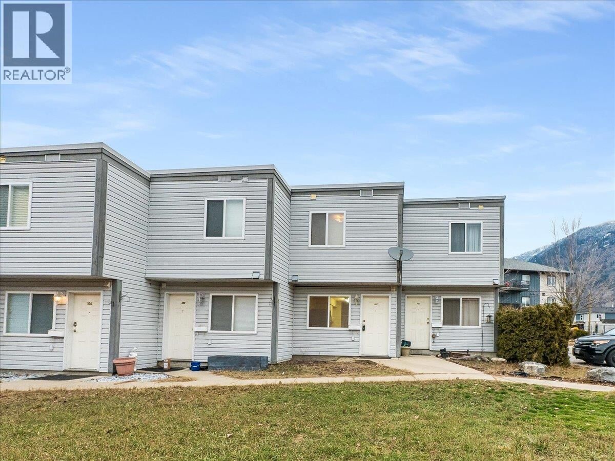 Property Photo:  202 11th Avenue 102  BC V1N 1J2 