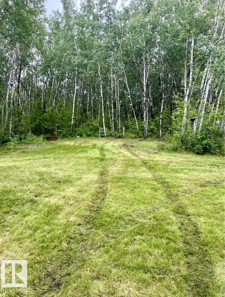 Property Photo:  #3 62103 Range Road 133A  AB T0A 3C0 