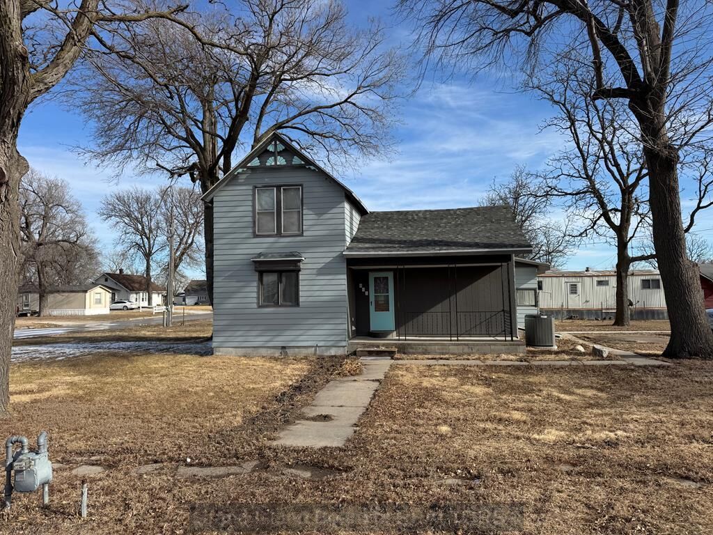 Property Photo:  411 East St  NE 68883 