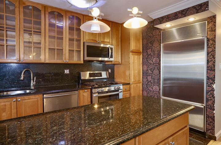 Property Photo: 225 St Pauls Ave 8K NJ 07306