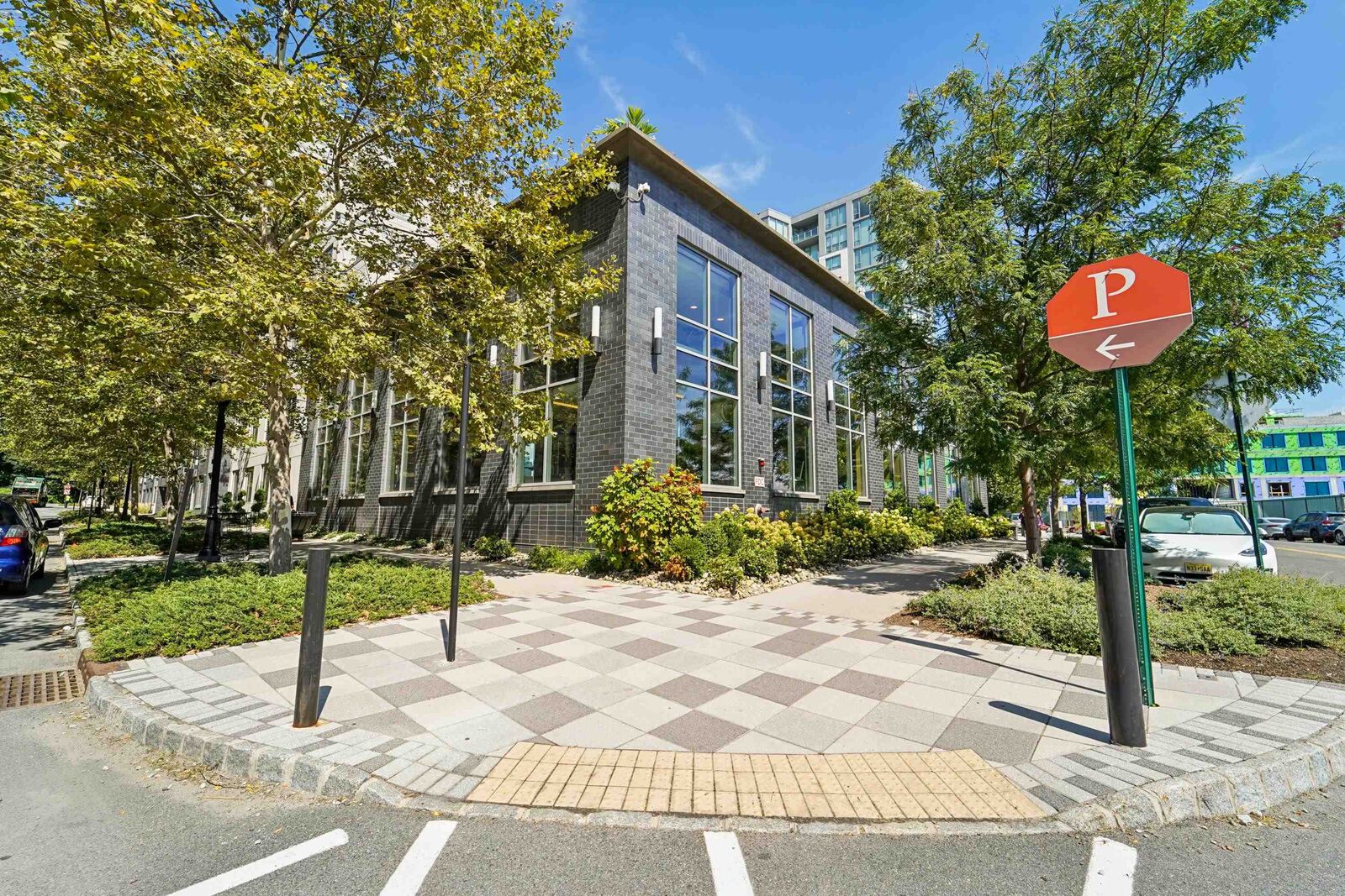 Property Photo:  9 Avenue At Port Imperial 922  NJ 07093-7164 