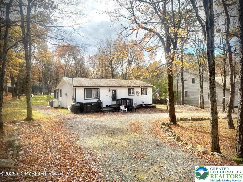 Property Photo:  114 Maccauley Road  PA 18210 