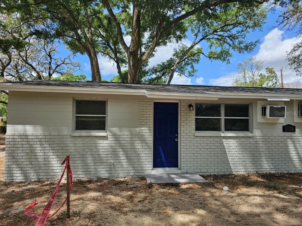 Property Photo: 5322 Pine Street A FL 33584