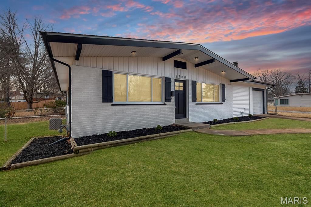 Property Photo:  2780 Narraganset Drive  MO 63033 