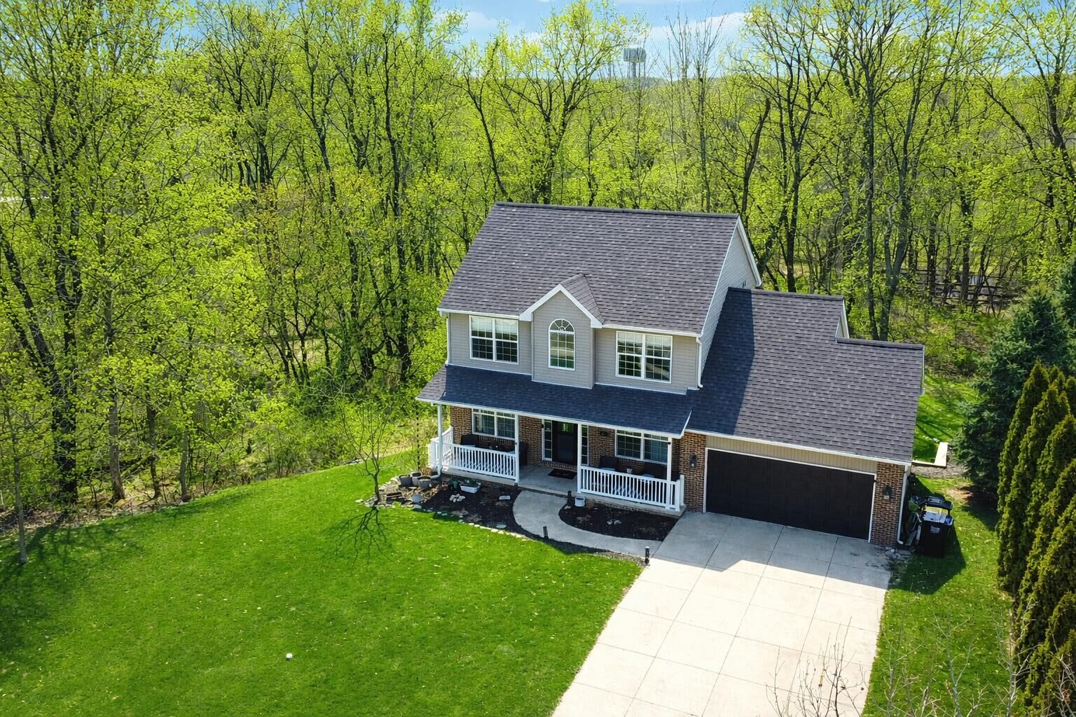 Property Photo:  214 Glenwood Circle  MI 48158 