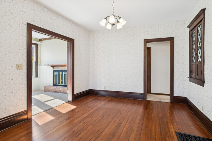 Property Photo: 55 Garfield Street IL 60543