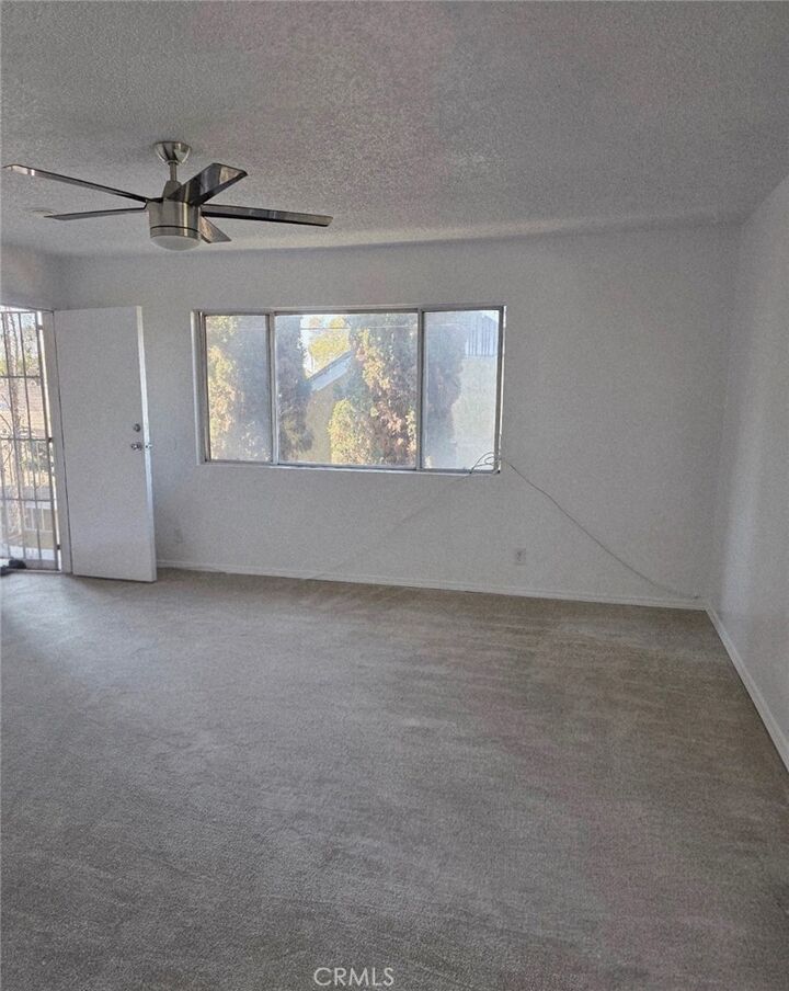 Property Photo:  1432 W 106th  CA 90047 