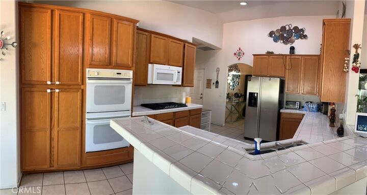 Property Photo:  14930 Coalinga  CA 92392 