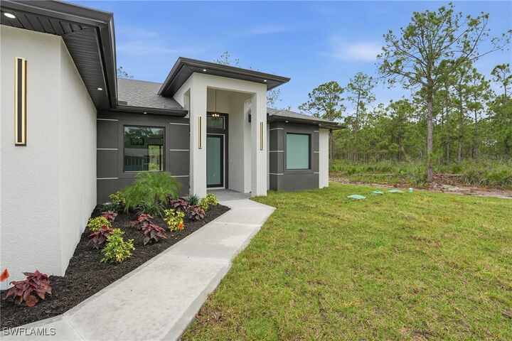 Property Photo: 1710 Williams Avenue FL 33972