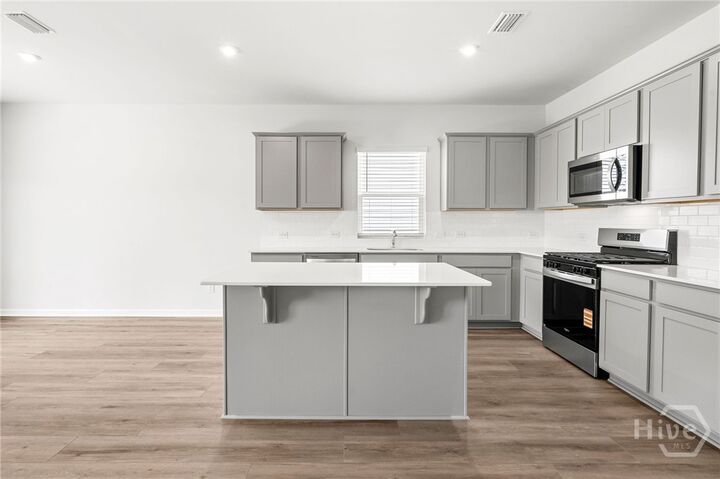 Property Photo: 378 Crosstown Avenue GA 31324