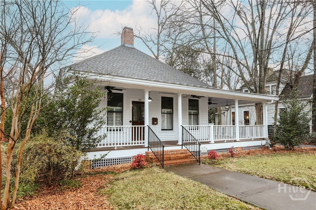 Property Photo:  834 Hill Street  GA 30606 