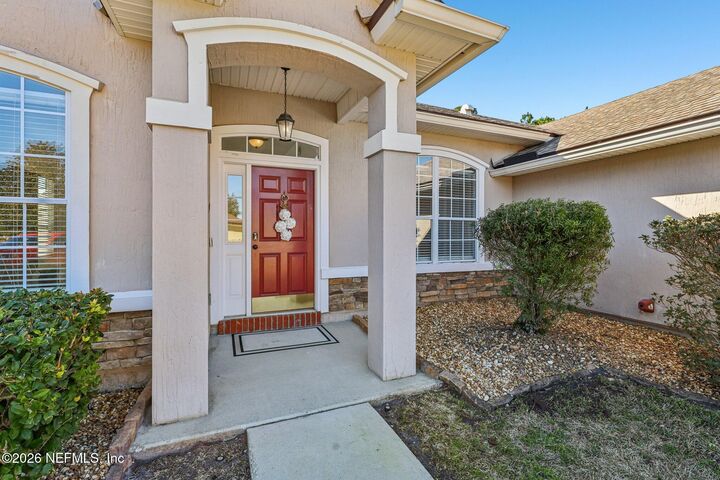 Property Photo:  2607 Creekfront Drive  FL 32043 