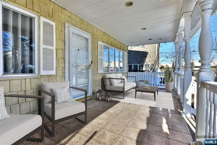 Property Photo:  5 Bobbink Terrace  NJ 07073 