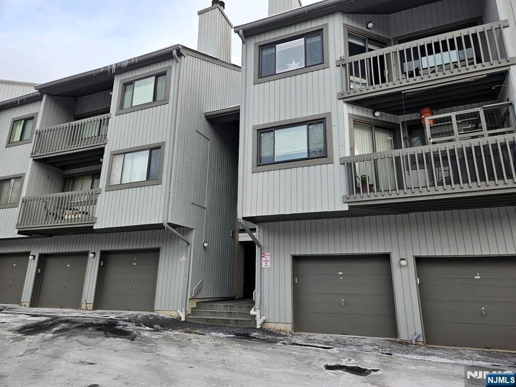 Property Photo: 105 Magnolia Road NJ 07446