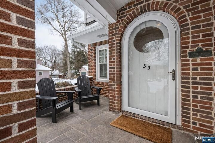 Property Photo:  33 Homewood Avenue  NJ 07401 