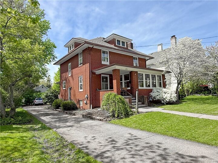 Property Photo:  245 Highland Avenue  OH 44460 